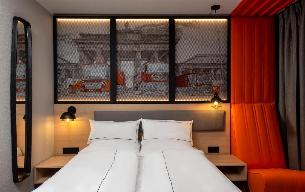 Ibis Styles Berlin Treptow Hotel Bagian luar foto