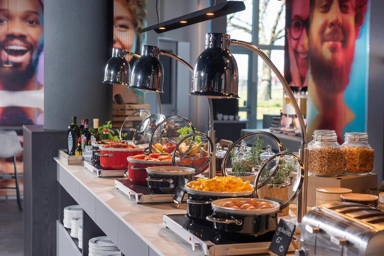 Ibis Styles Berlin Treptow Hotel Bagian luar foto
