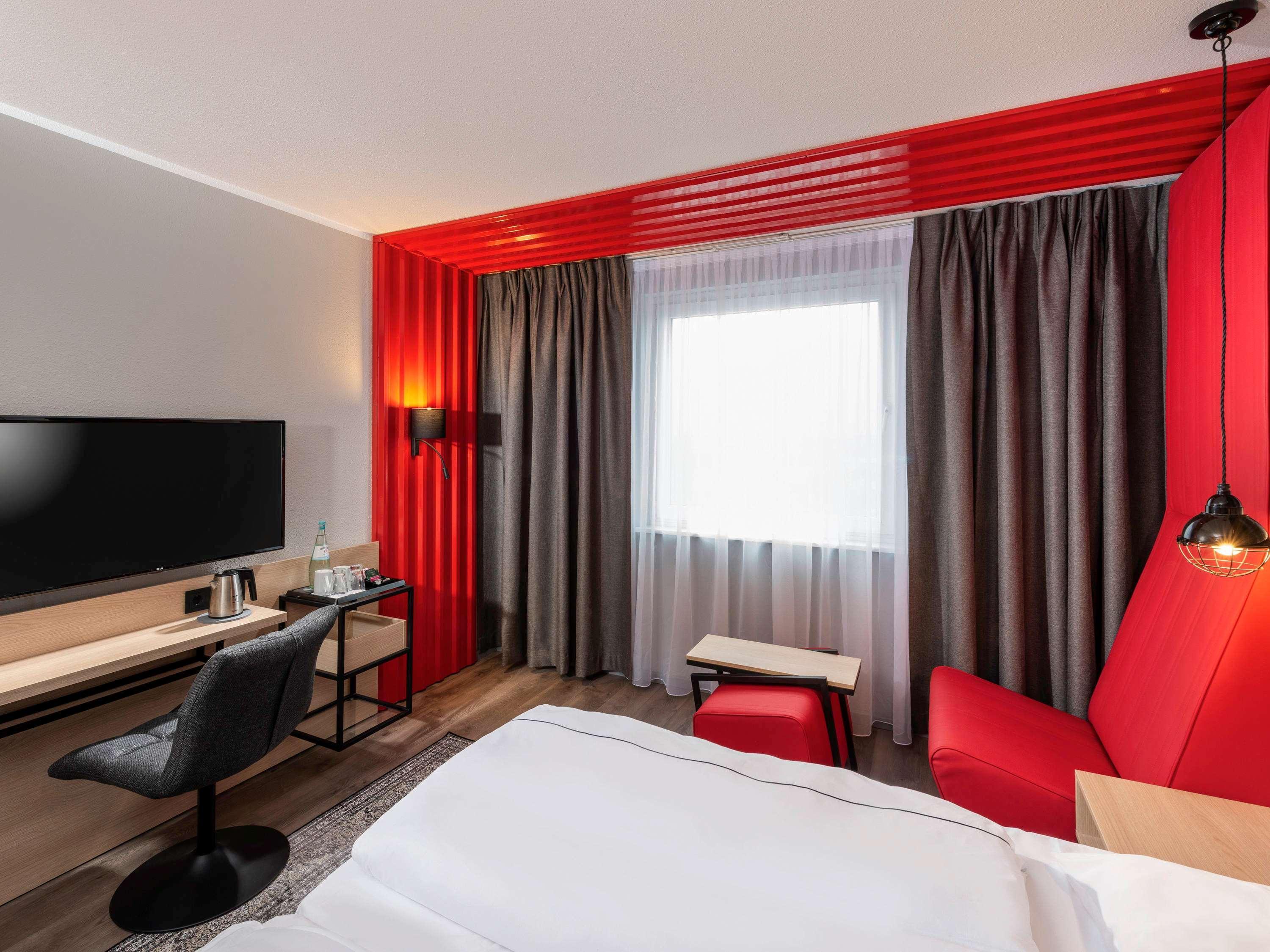 Ibis Styles Berlin Treptow Hotel Bagian luar foto