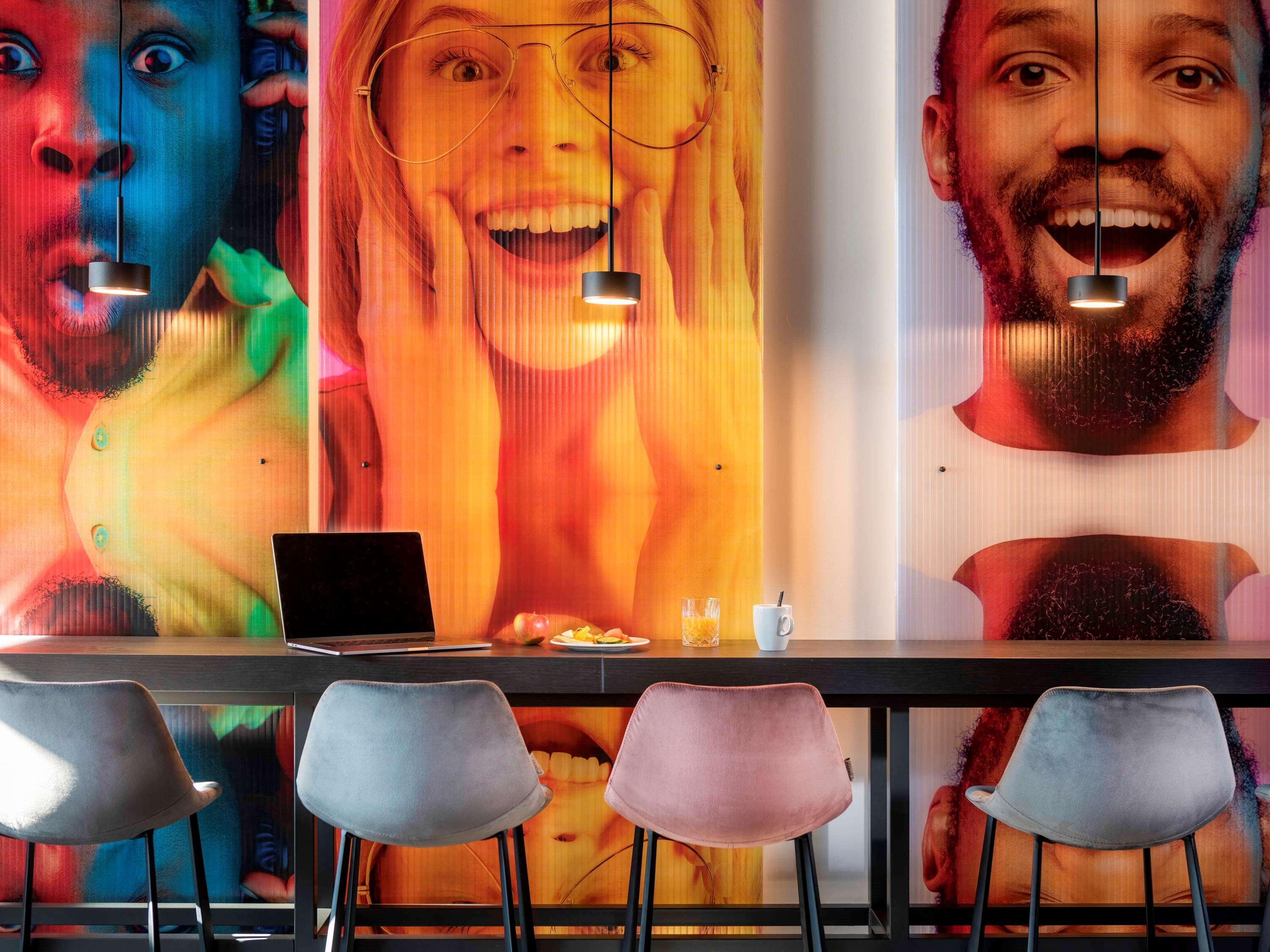 Ibis Styles Berlin Treptow Hotel Bagian luar foto