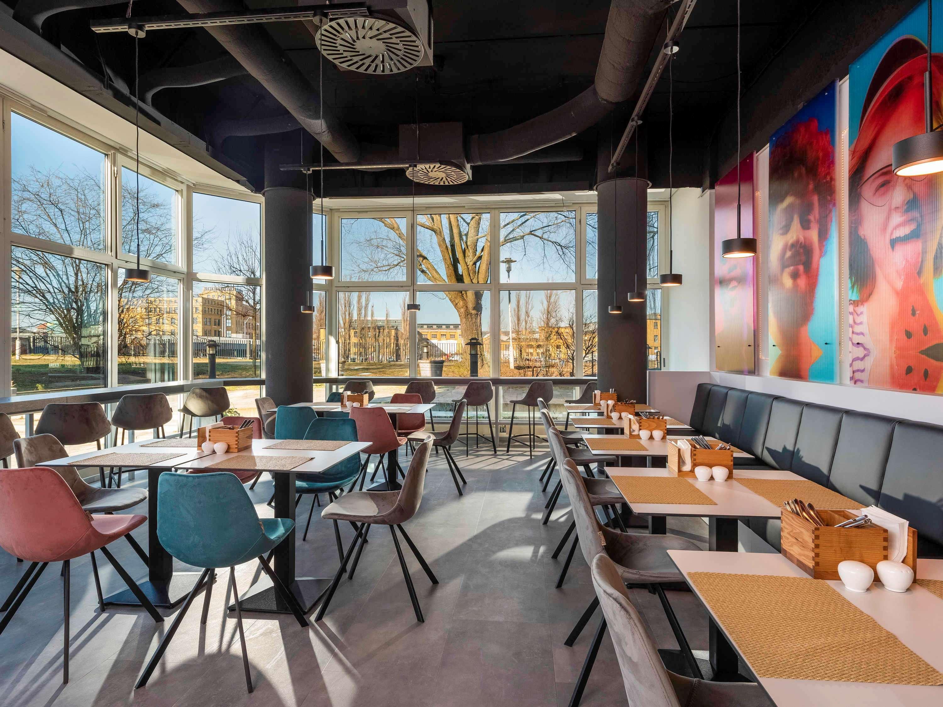 Ibis Styles Berlin Treptow Hotel Bagian luar foto