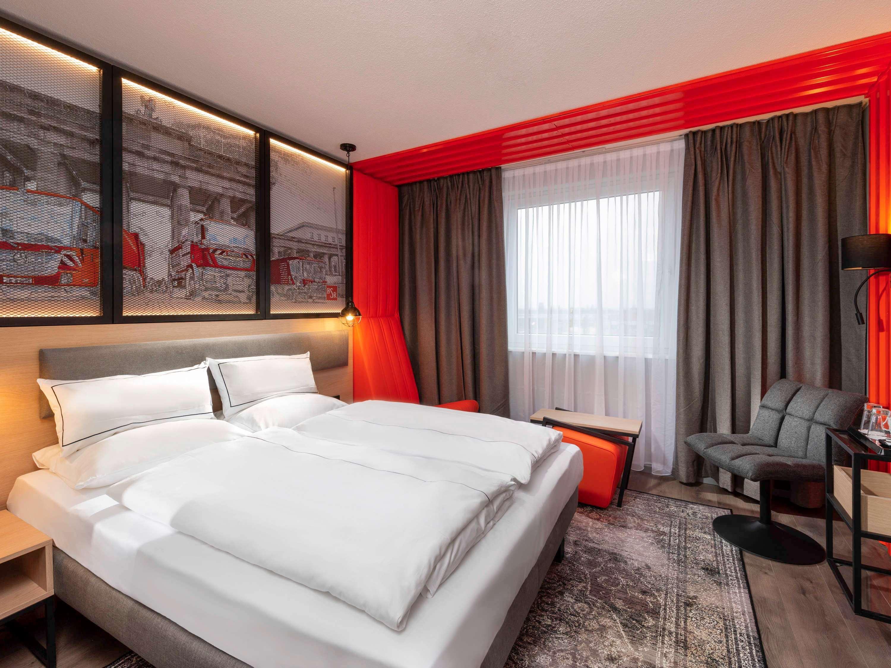 Ibis Styles Berlin Treptow Hotel Bagian luar foto